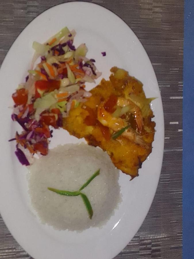 Hostal Y Restaurante Los Tecales La Coca Zewnętrze zdjęcie