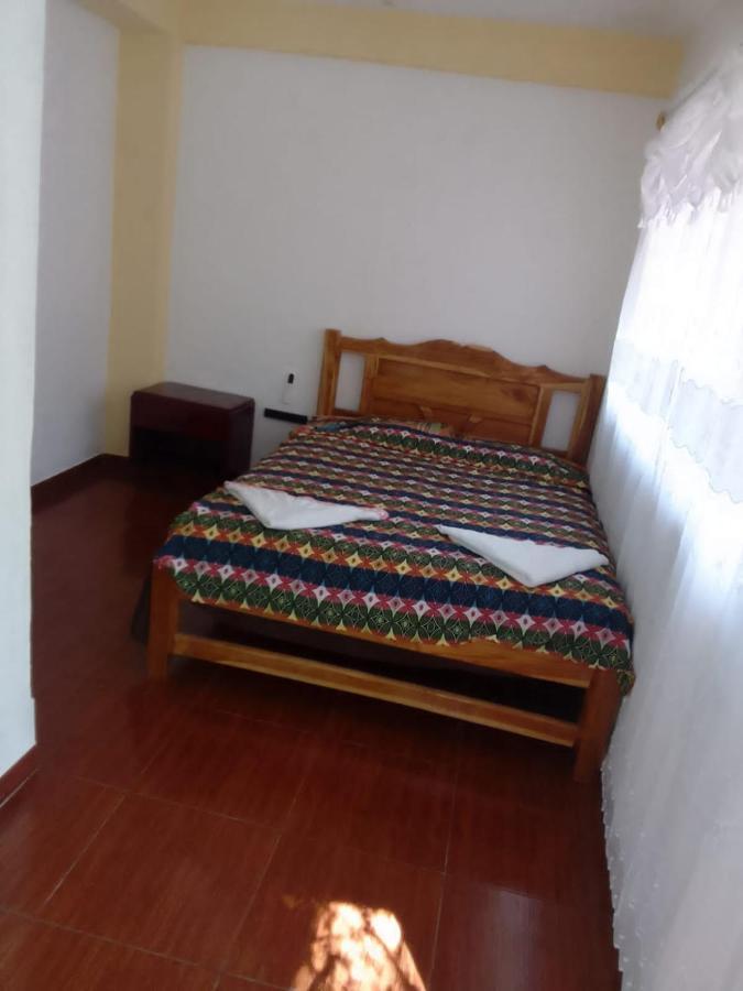 Hostal Y Restaurante Los Tecales La Coca Zewnętrze zdjęcie