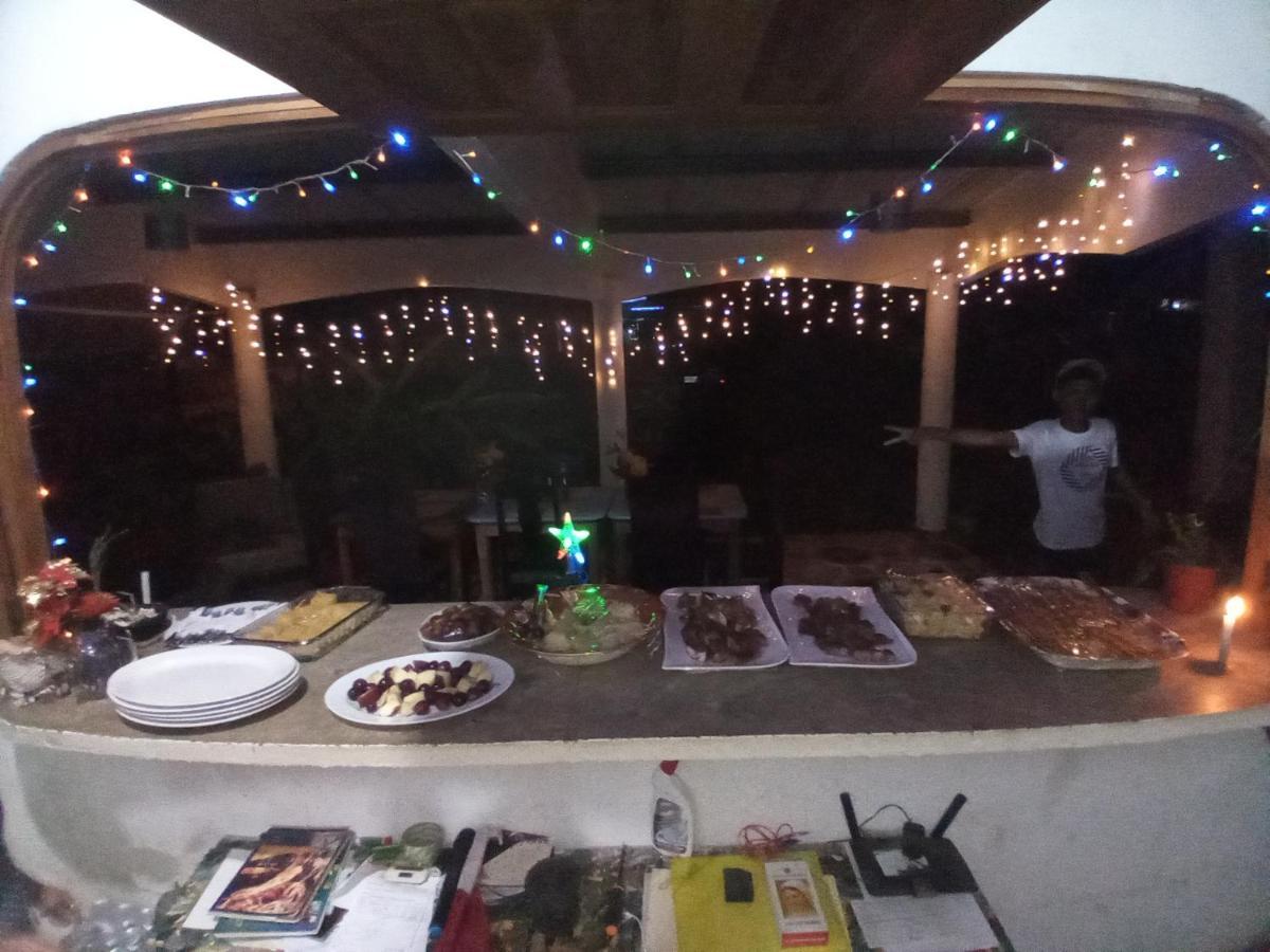 Hostal Y Restaurante Los Tecales La Coca Zewnętrze zdjęcie